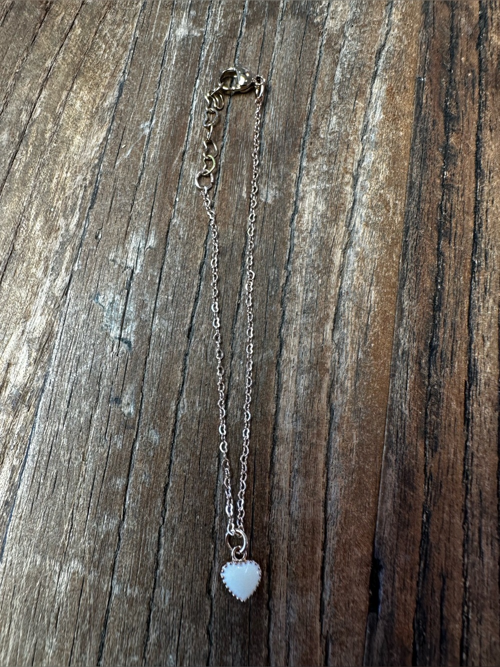Delicate White Heart Pendant Bracelet with gold Chain